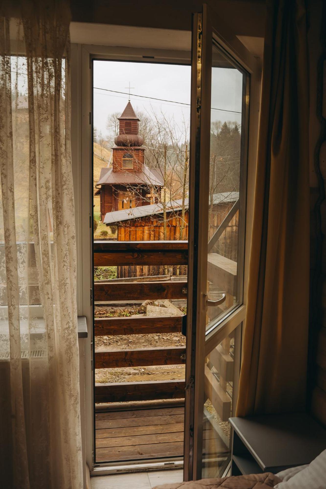 Sv Hotel&Camp Lazeshchyna Exterior photo